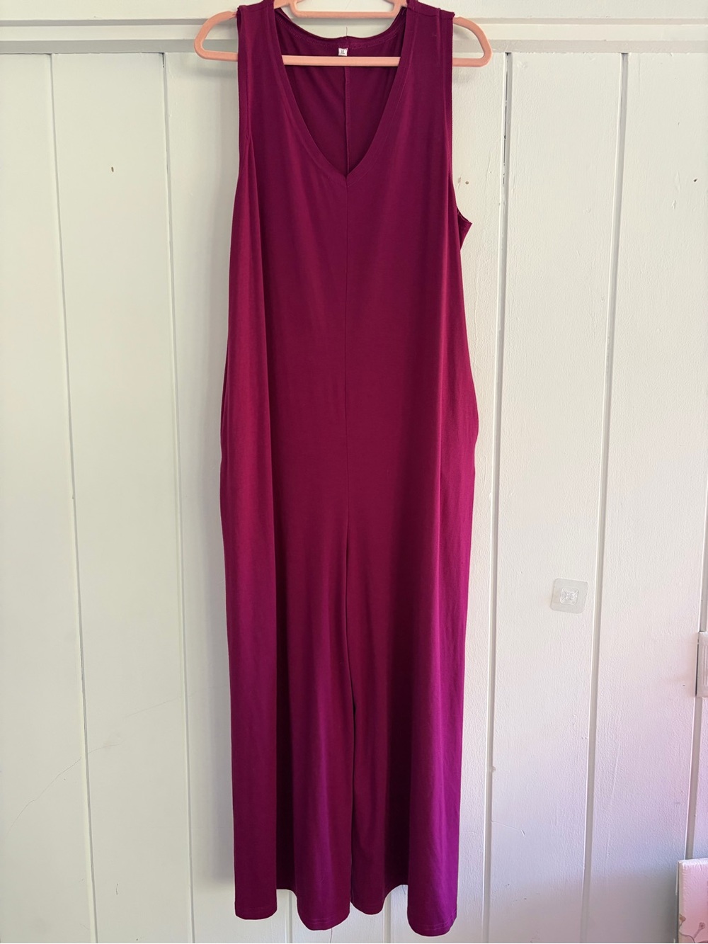 Sleeveless V-Neck Wide Leg Jumper in Berry